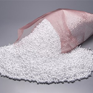 bọọlụ Styrofoam