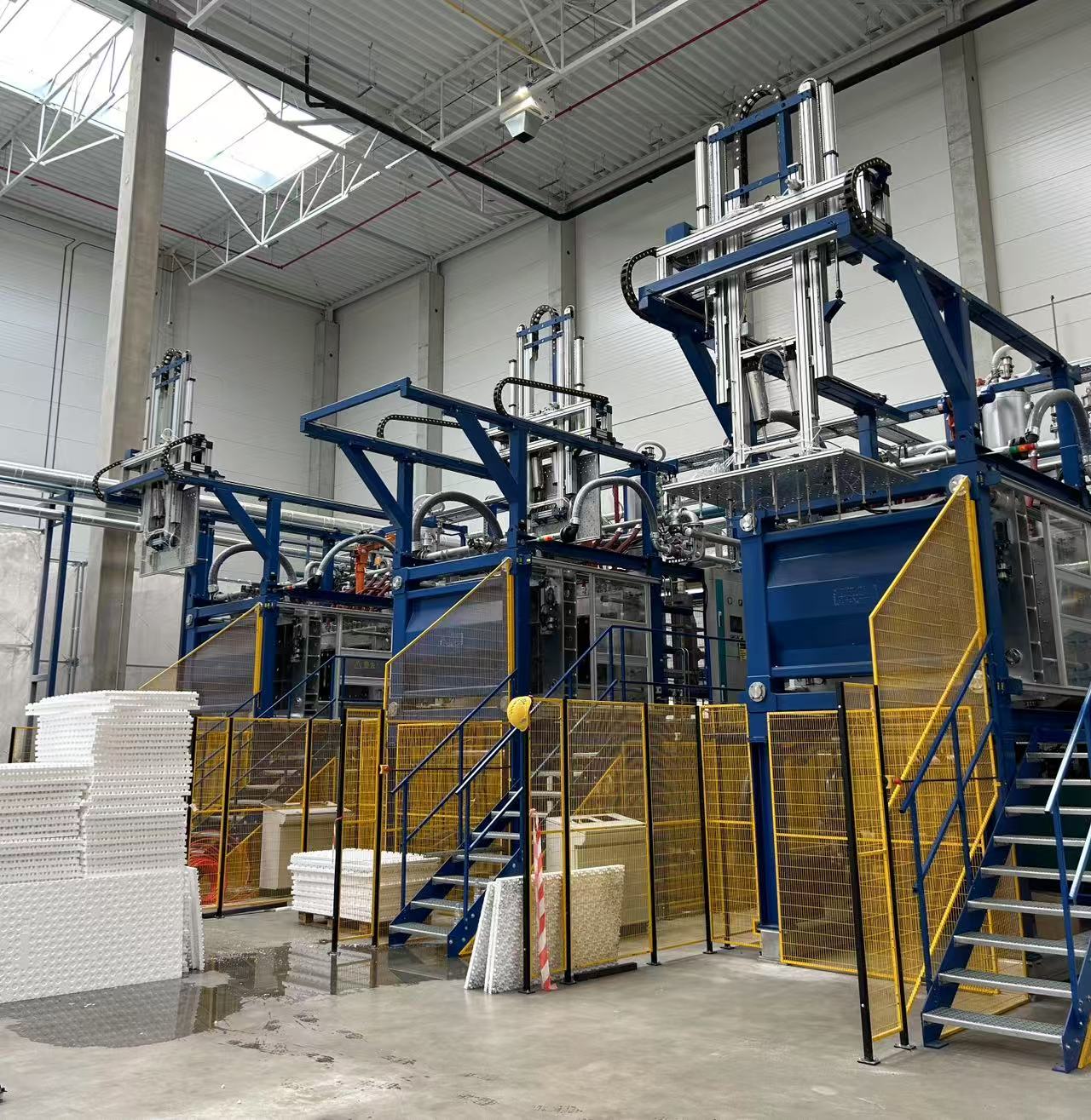 EPS SHAPE MOLDING MACHINE